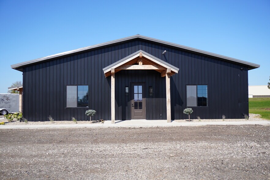 1195 Townline Rd, Ligonier, IN à louer - Photo de l’immeuble – Image 3 sur 5