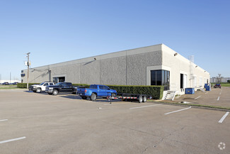 Plus de détails pour 2618 W Pioneer Pky, Grand Prairie, TX - Industriel/Logistique à louer