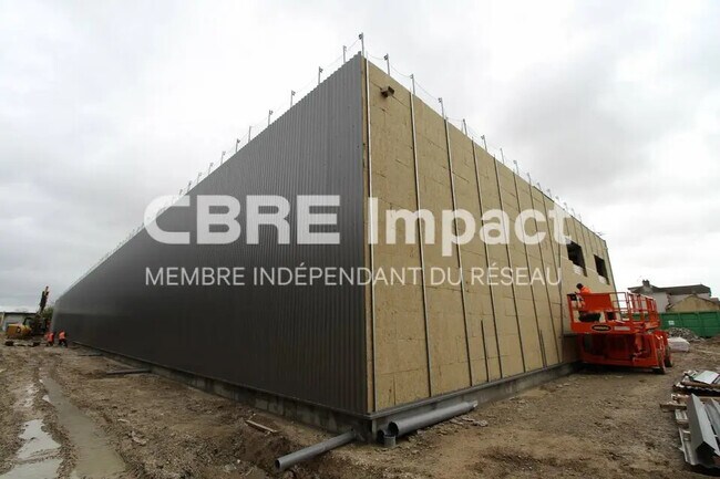 Plus de détails pour Local d’activités à vendre