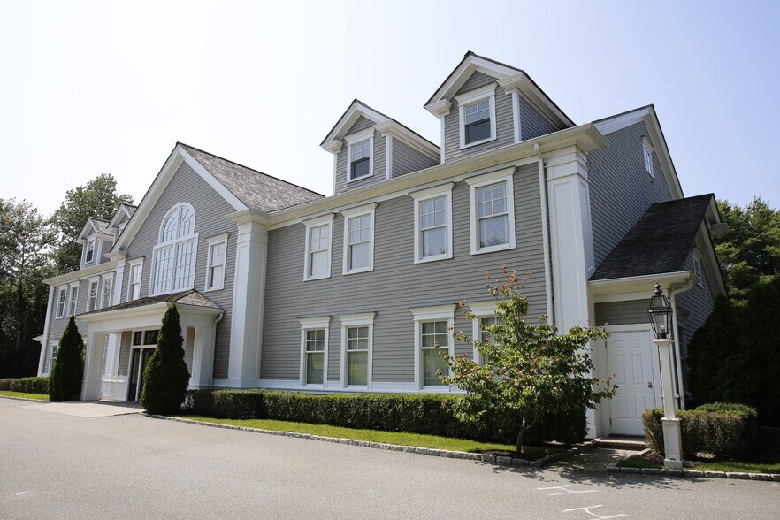 940 Route 28, Harwich, MA à louer - Photo principale – Image 1 sur 14