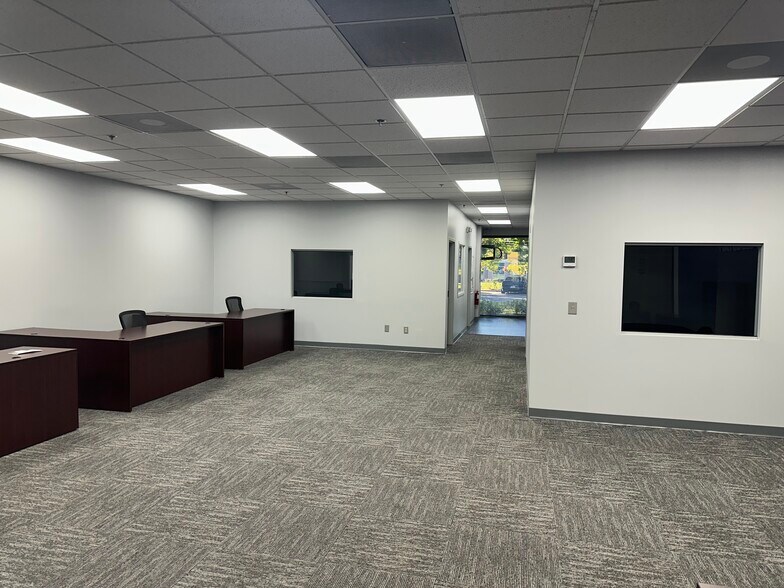 10500 University Center Dr, Tampa, FL à louer - Photo de l’immeuble – Image 3 sur 16