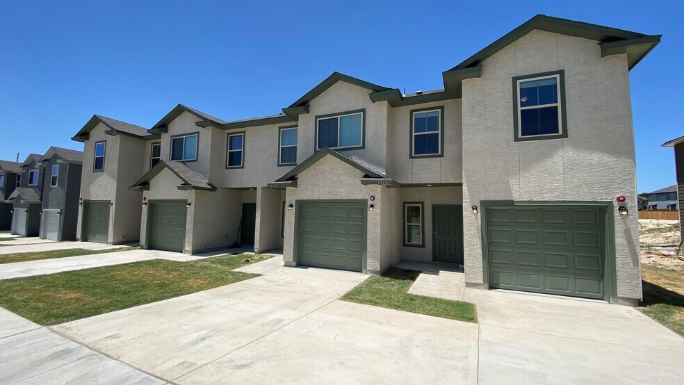 13109 Reid Mdws, San Antonio, TX à vendre - Photo de l’immeuble – Image 2 sur 16