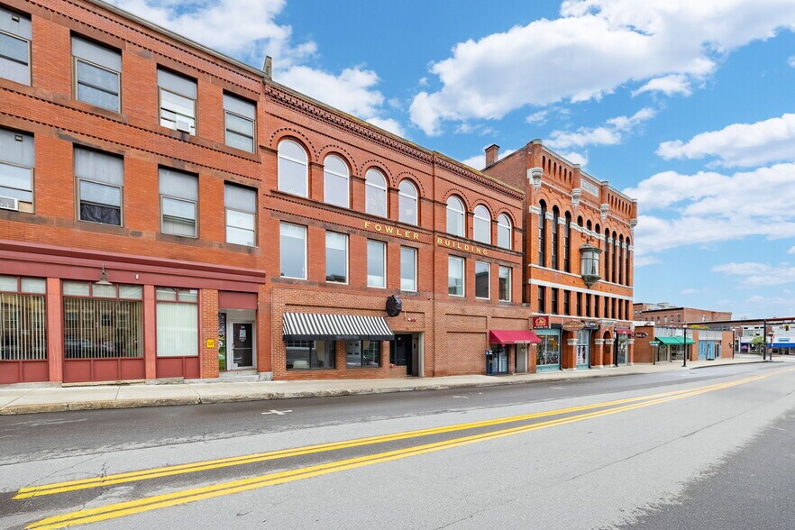 26 Pleasant St, Concord, NH à vendre - Photo de l’immeuble – Image 2 sur 30