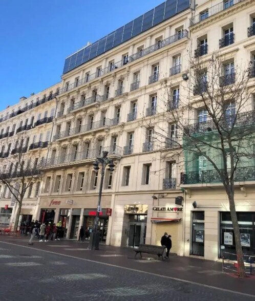 Bureau dans Marseille à louer - Photo de l’immeuble – Image 2 sur 23