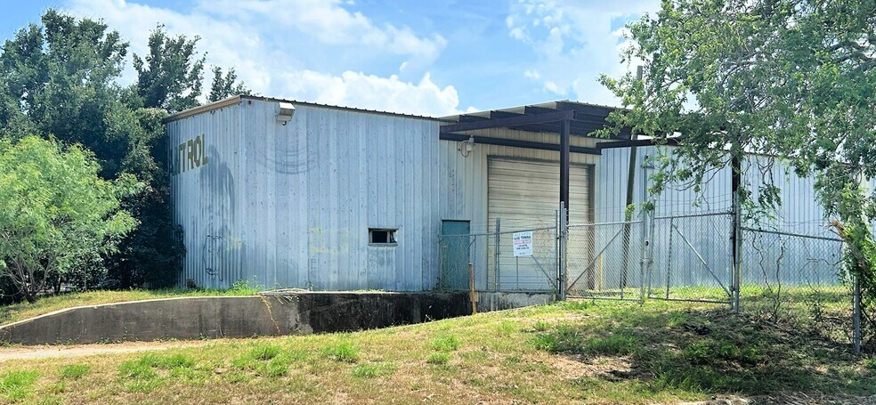 804 Avenue C, Alice, TX à vendre - Photo de l’immeuble – Image 1 sur 7