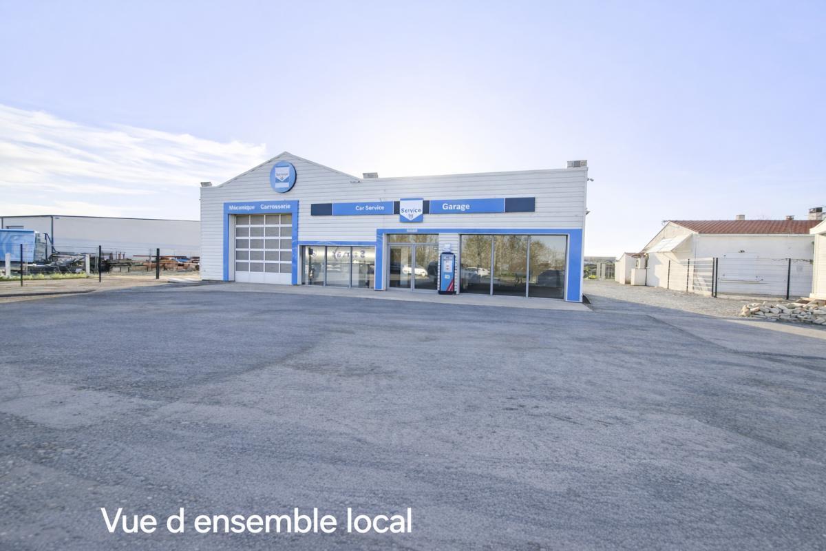 Local d'activités dans Charron à vendre Photo de l’immeuble– Image 1 sur 18