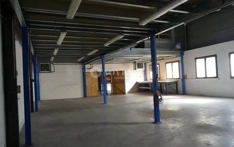 Local d’activités dans Maxéville à louer - Photo intérieure – Image 2 sur 3