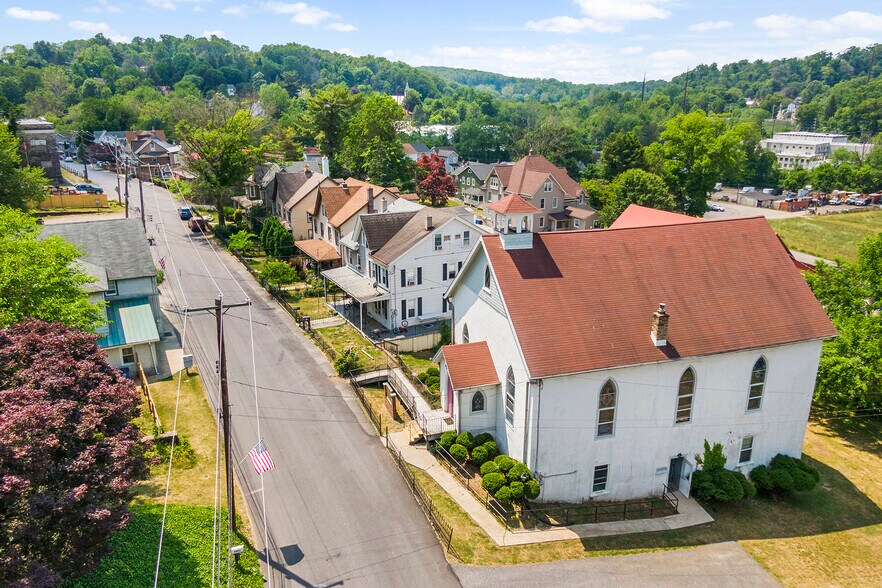 2460 Mount rd, Aston Township, PA à vendre - Photo de l’immeuble – Image 2 sur 27