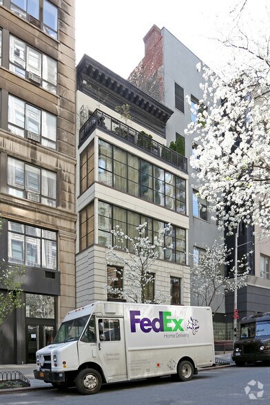 10 E 22nd St, New York, NY à louer - Photo de l’immeuble – Image 2 sur 6