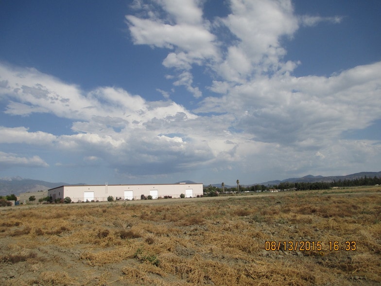 Oakwood St, Hemet, CA à vendre - Photo principale – Image 1 sur 7