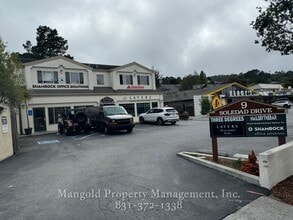 9 Soledad Dr, Monterey, CA à louer Photo de l’immeuble– Image 1 sur 17