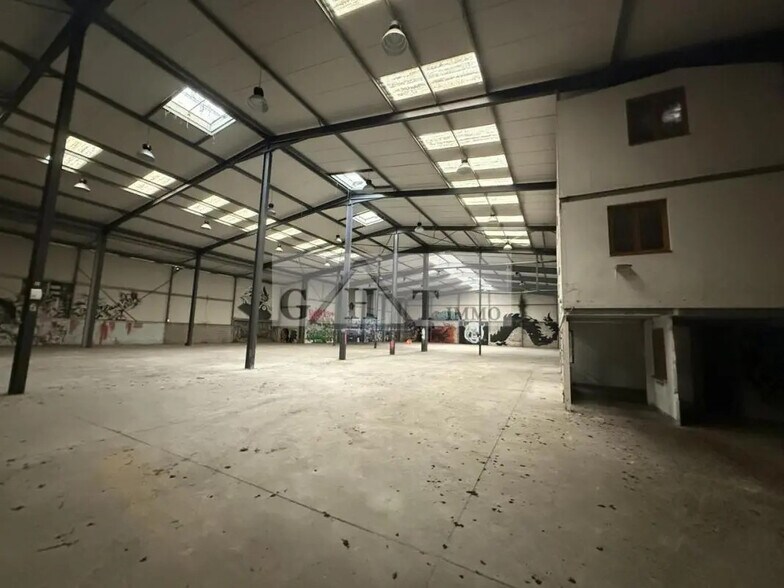 Industriel/Logistique dans Montreuil à vendre - Photo de l’immeuble – Image 2 sur 6