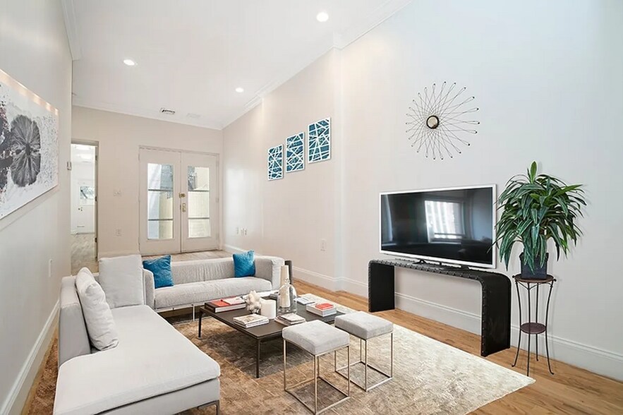 135 W 136th St, New York, NY à vendre - Photo intérieure – Image 3 sur 12