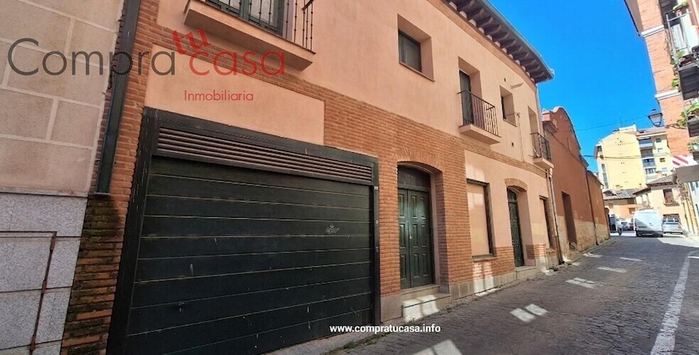 Immeuble residentiel dans Segovia, Segovia à vendre - Photo de l’immeuble – Image 2 sur 71
