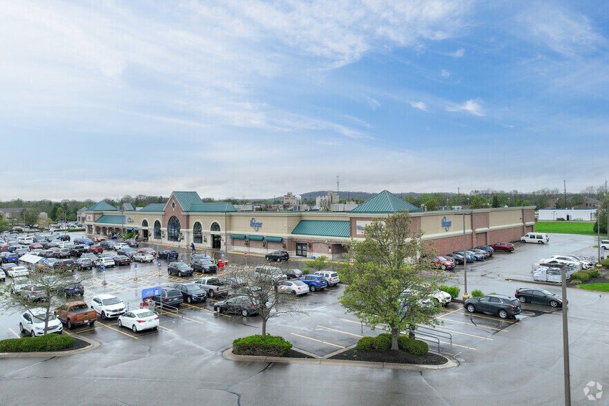 560 Wessel Dr, Fairfield, OH à louer - Photo principale – Image 1 sur 4