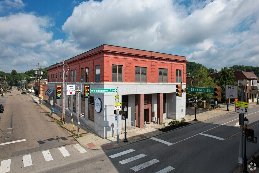 456 Washington Ave, Bridgeville, PA à louer - Photo de l’immeuble – Image 1 sur 11