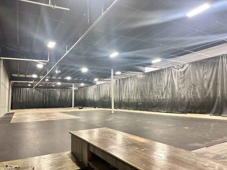 490 Industrial Dr, Mount, Mount Juliet, TN à louer - Photo de l’immeuble – Image 3 sur 11