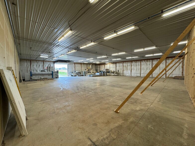 2410 Main St, Huntertown, IN à louer - Photo de l’immeuble – Image 3 sur 7
