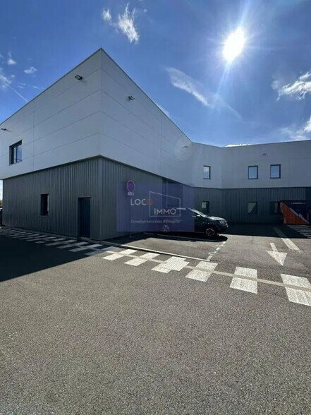 Industriel/Logistique dans Mérignac à louer - Photo de l’immeuble – Image 1 sur 8