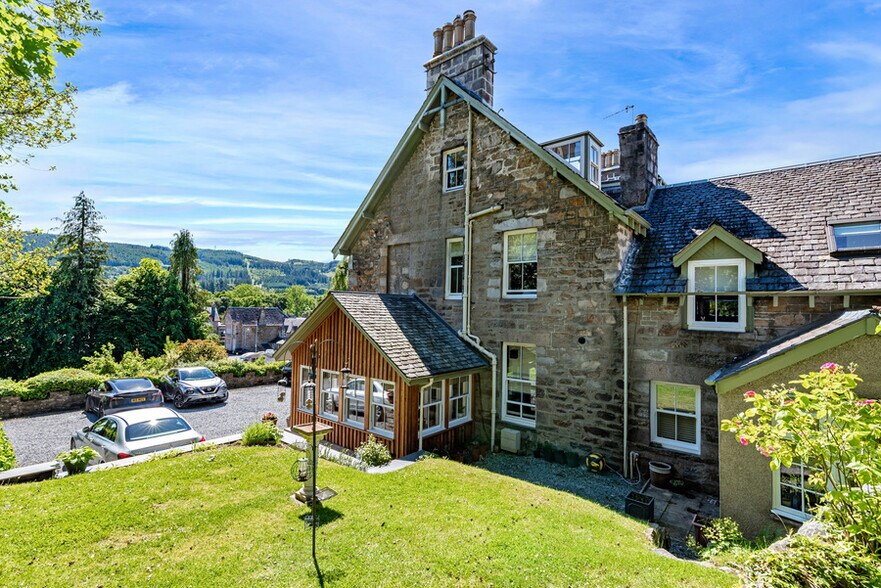 2 Lower Oakfield, Pitlochry à vendre - Photo de l’immeuble – Image 3 sur 39