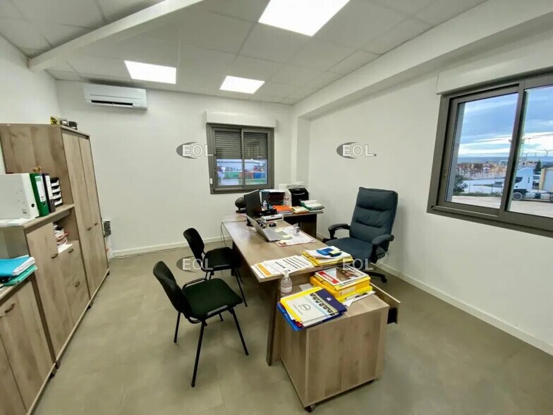 Industriel/Logistique dans Saint-Martin-de-Crau à louer - Photo de l’immeuble – Image 2 sur 5