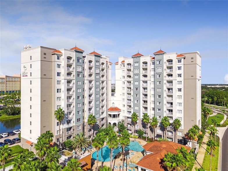 7389 Universal Blvd, Orlando, FL à vendre - Photo de l’immeuble – Image 1 sur 13