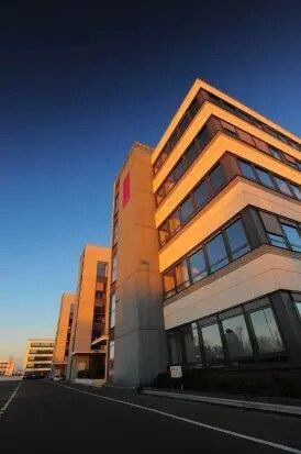 Bureau dans Tours à louer - Photo de l’immeuble – Image 3 sur 11