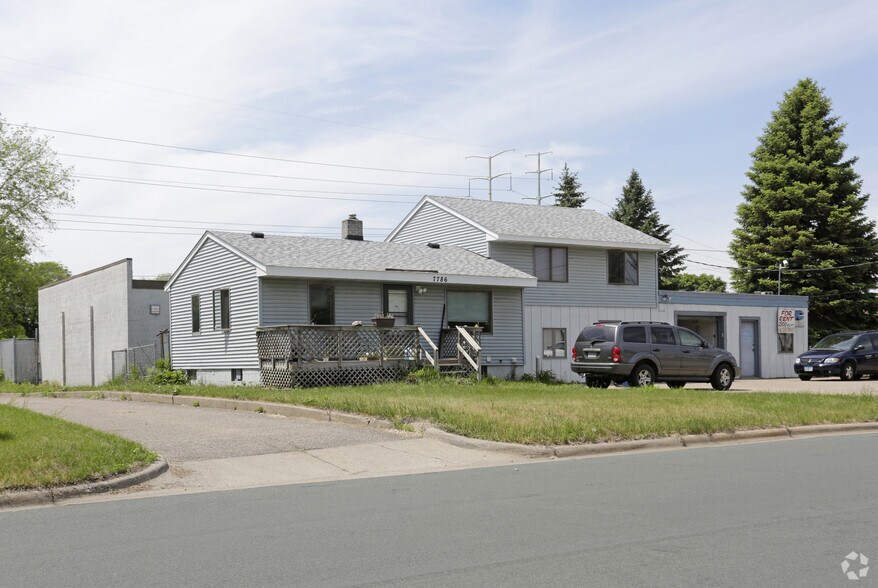 7786 NE Beech St, Minneapolis, MN à louer - Photo principale – Image 1 sur 9