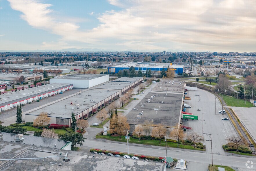 3571 Viking Way, Richmond, BC à louer - Photo de l’immeuble – Image 3 sur 5
