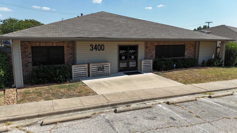 3400 Hillcrest Dr, Waco, TX à vendre - Photo de l’immeuble – Image 1 sur 19