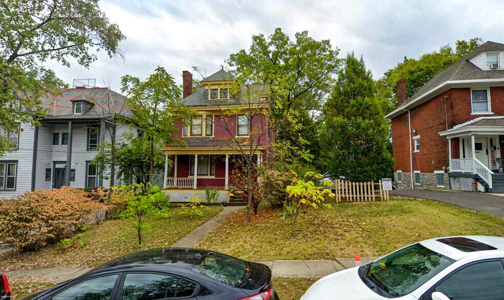 2624 Eden ave, Cincinnati, OH à vendre - Photo principale – Image 1 sur 1