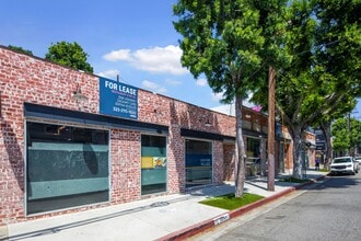 301-343 N Glendale Blvd, Los Angeles, CA à louer Photo de l’immeuble– Image 2 sur 9