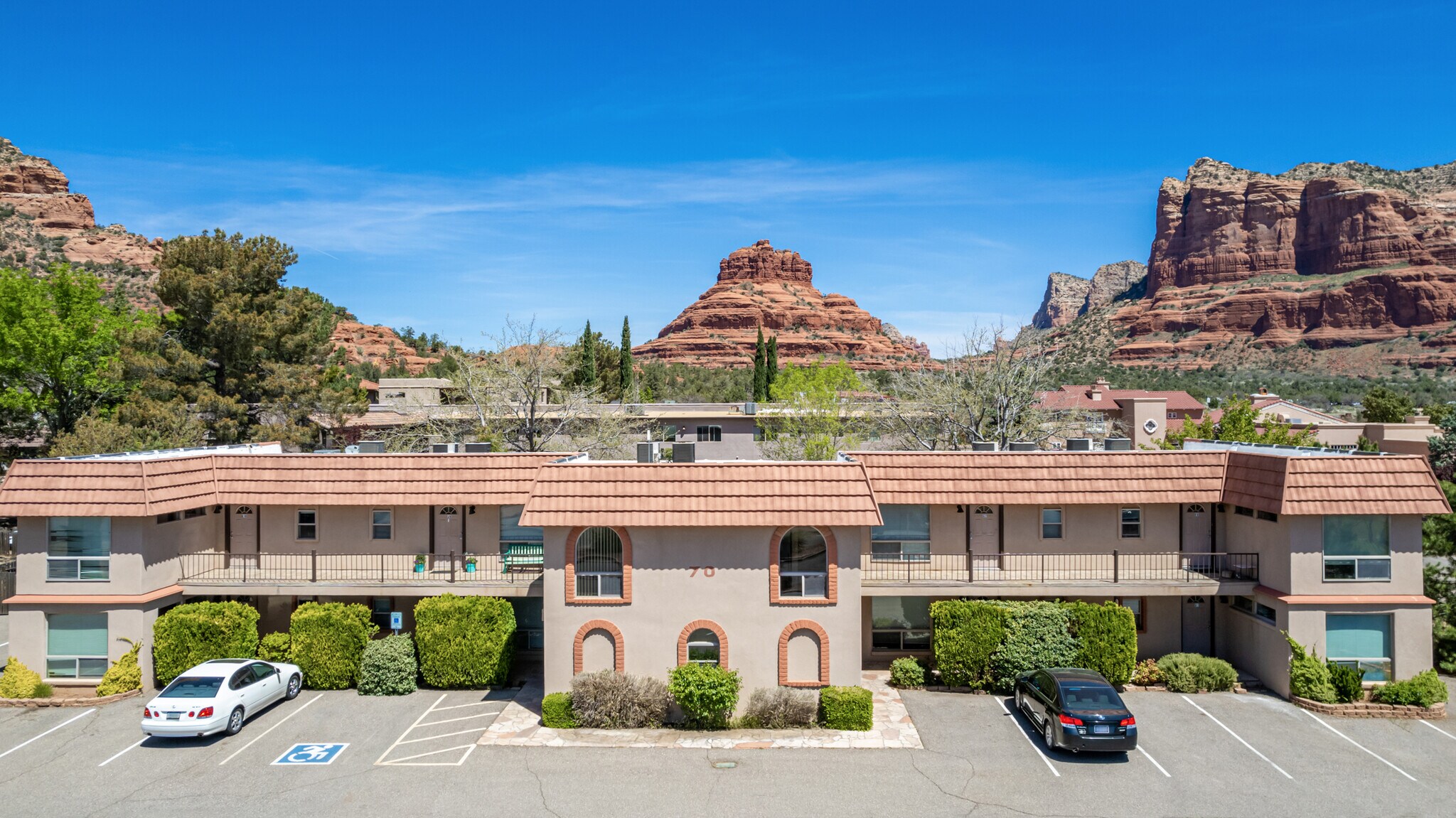 70 Bell Rock Blvd, Sedona, AZ à vendre Photo principale– Image 1 sur 38