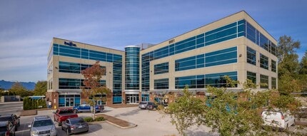 8700 200th St, Langley, BC à louer Photo de l’immeuble– Image 2 sur 4