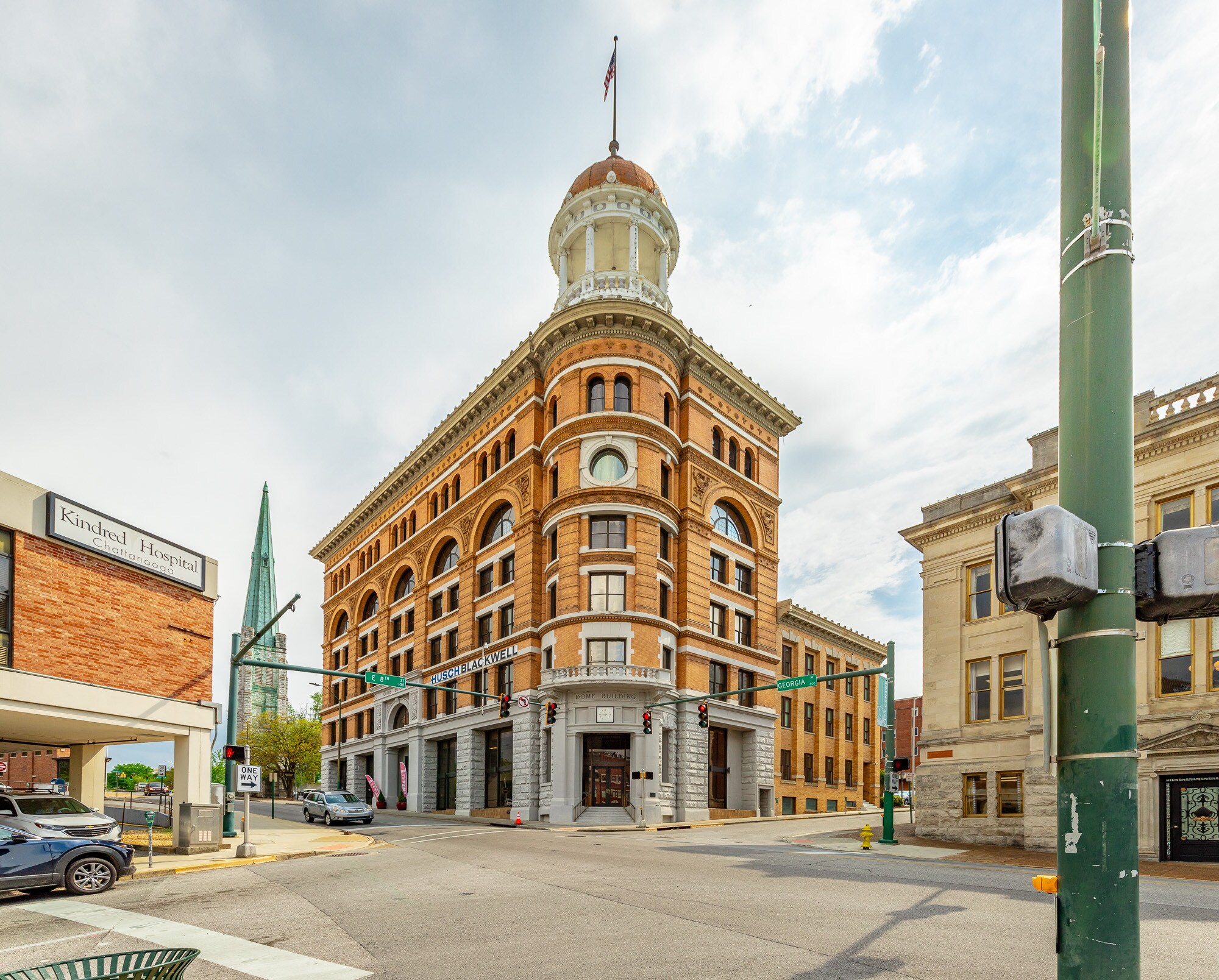 736 Georgia Ave, Chattanooga, TN à louer Photo principale– Image 1 sur 14