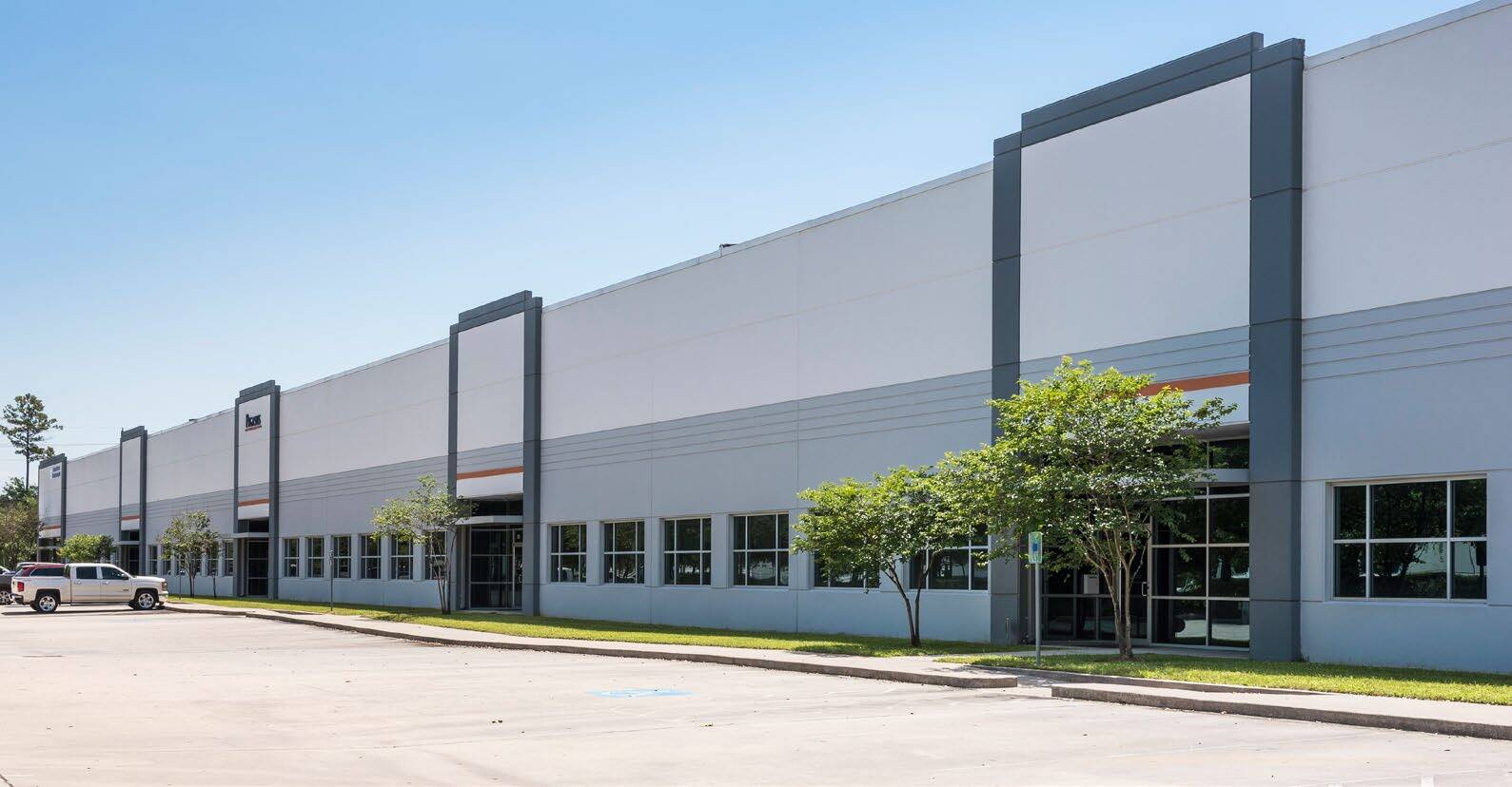 19051 Kenswick Dr, Humble, TX à louer Photo de l’immeuble– Image 1 sur 7