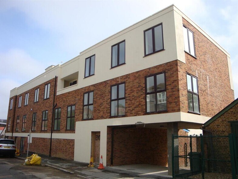 9 South Norwood Hl, Londres à vendre - Photo de l’immeuble – Image 2 sur 6