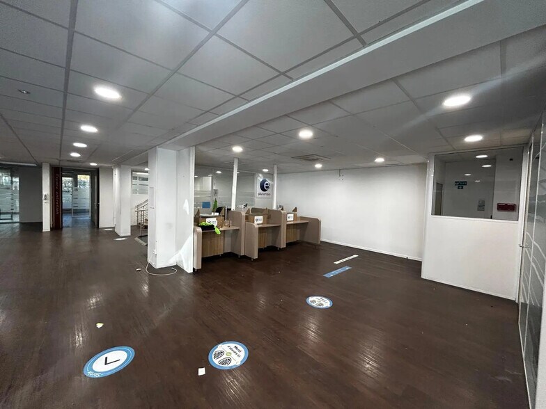 6 Rue Leon Gozlan, Marseille à louer - Photo de l’immeuble – Image 3 sur 10