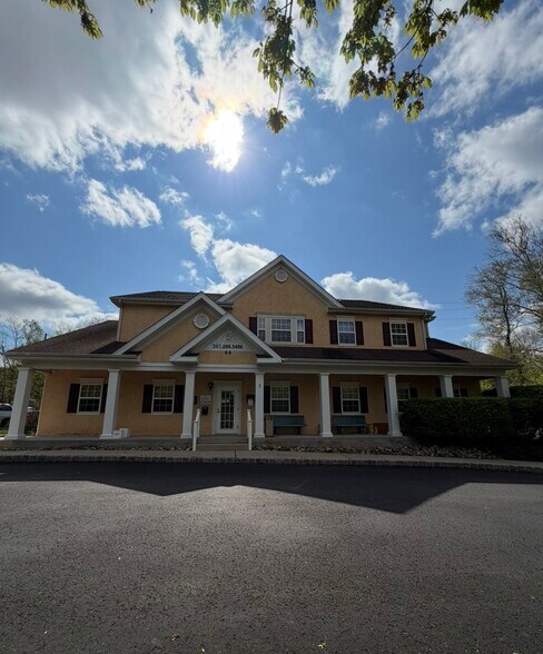 66 Buck Rd, Southampton, PA à louer - Photo de l’immeuble – Image 3 sur 34