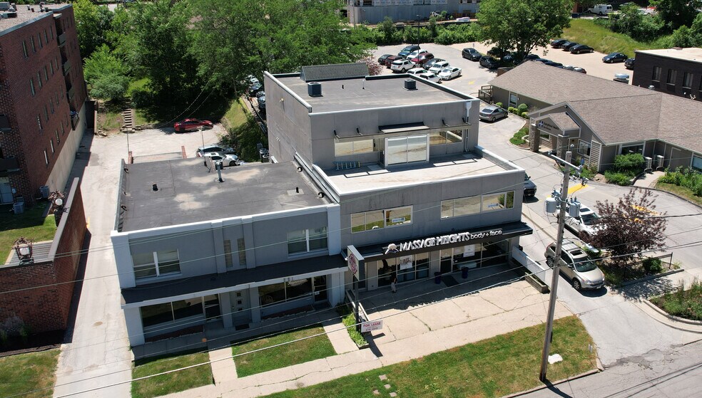 3706 Ingersoll Ave, Des Moines, IA à vendre - Photo de l’immeuble – Image 1 sur 3