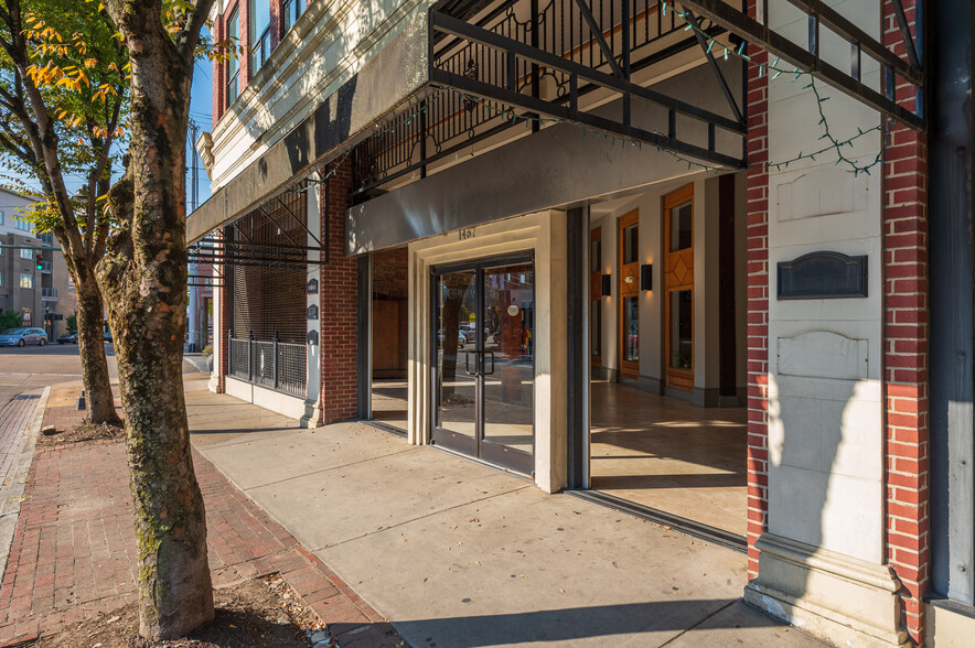 1463 Market St, Chattanooga, TN à louer - Photo de l’immeuble – Image 3 sur 22