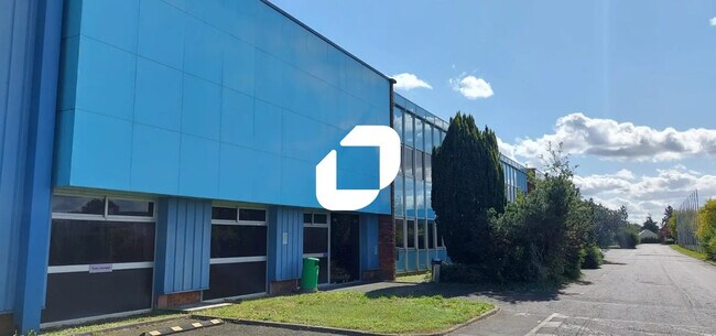 Plus de détails pour Bureau, Local d'activités à louer