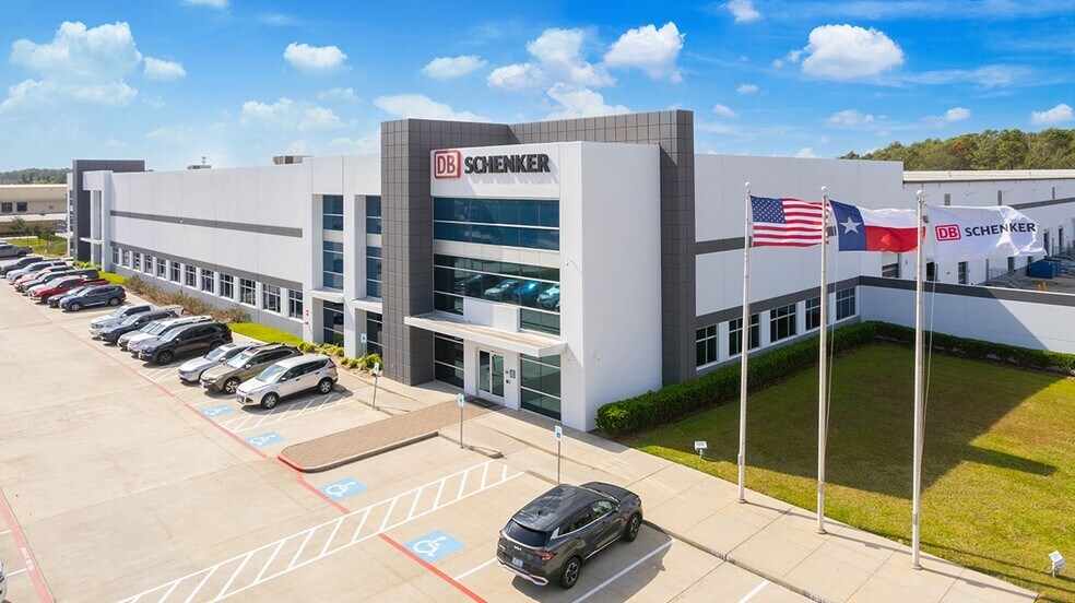 19051 Kenswick Dr, Humble, TX à louer - Photo de l’immeuble – Image 2 sur 8