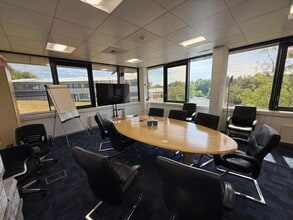 Queensferry Rd, Dunfermline à louer Photo intérieure– Image 2 sur 3