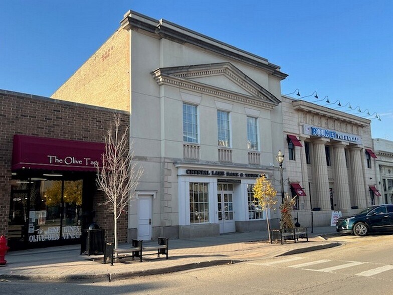 70 N Williams St, Crystal Lake, IL à louer - Photo de l’immeuble – Image 2 sur 12