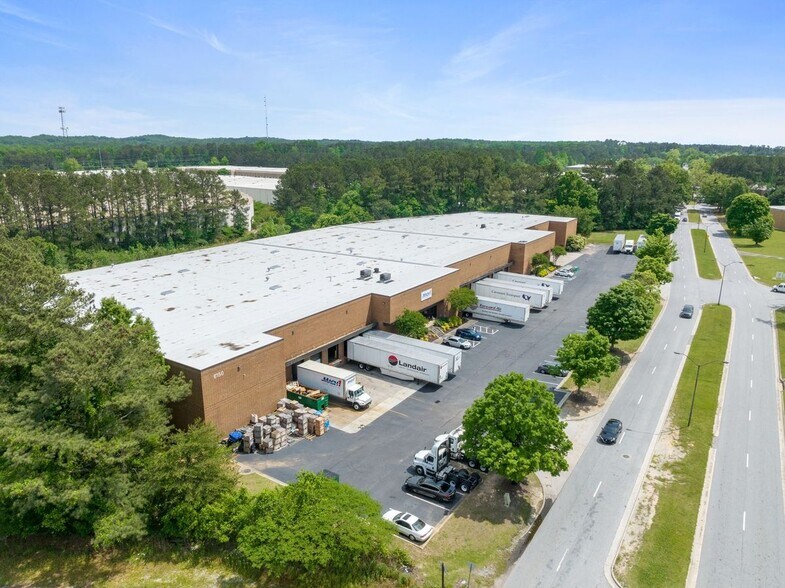 6150 Lagrange Blvd SW, Atlanta, GA à louer - Aérien – Image 1 sur 9