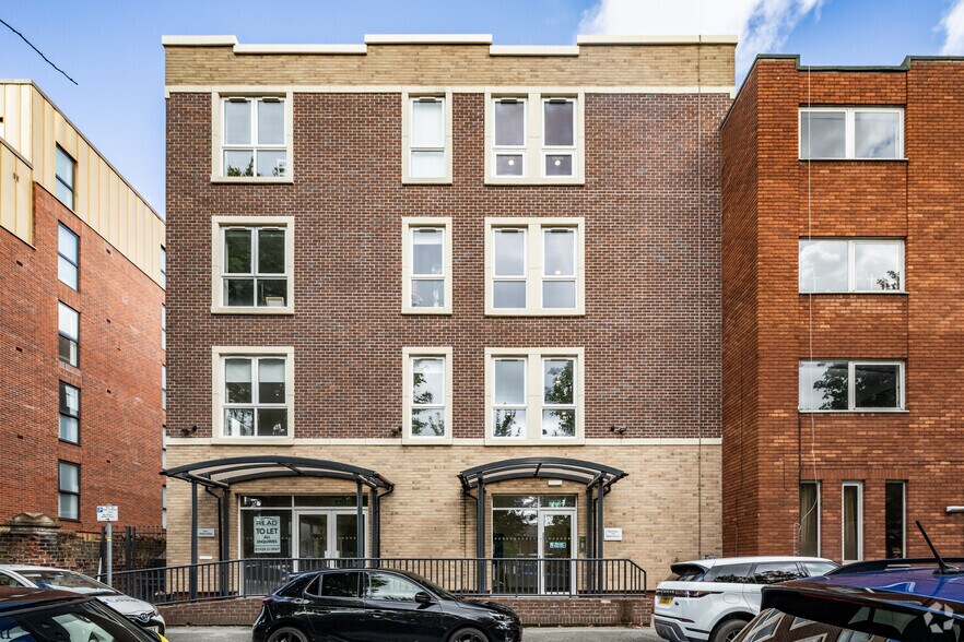Palmyra Sq N, Warrington à louer - Photo de l’immeuble – Image 3 sur 4
