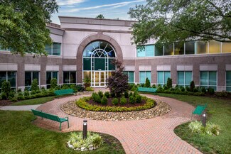 Plus de détails pour 1100 Crescent Green Dr, Cary, NC - Bureau à louer