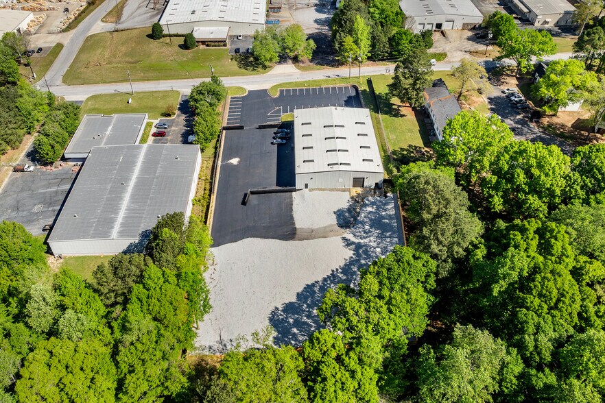 6709 Tribble St, Lithonia, GA à vendre - Photo de l’immeuble – Image 2 sur 9