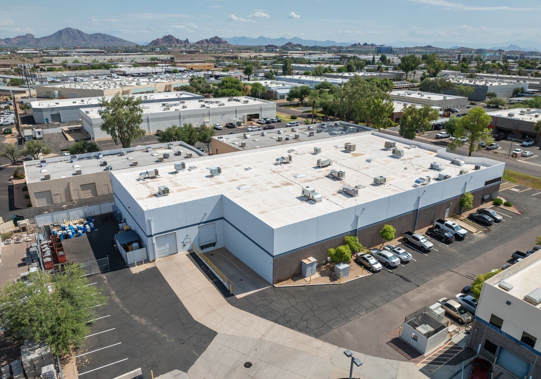 606 S Madison Dr, Tempe, AZ à louer Photo de l’immeuble– Image 1 sur 10